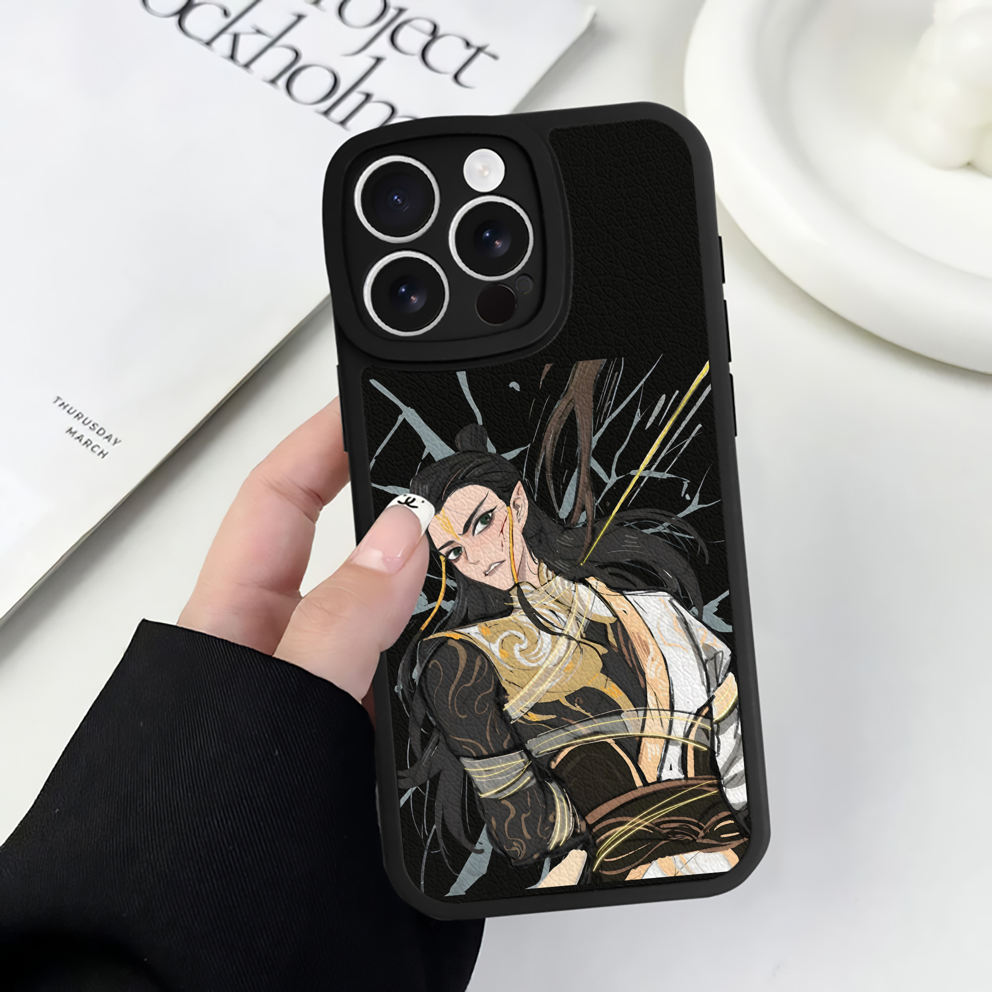 （画像用） Ne Zha 2 ナタ 魔童の大暴れ 【iPhone 16シリーズ対応】シリコンスマホケース（レザー調） 材質：シリコン